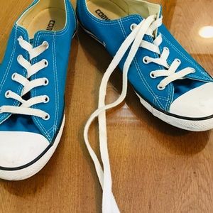 Converse true blue low tops